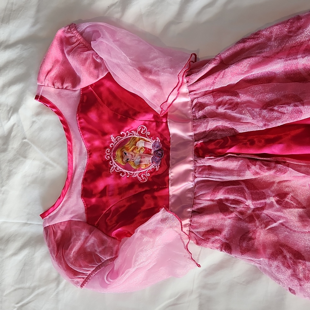 Disney Aurora Sleeping Beauty pink nightgown dress up 4